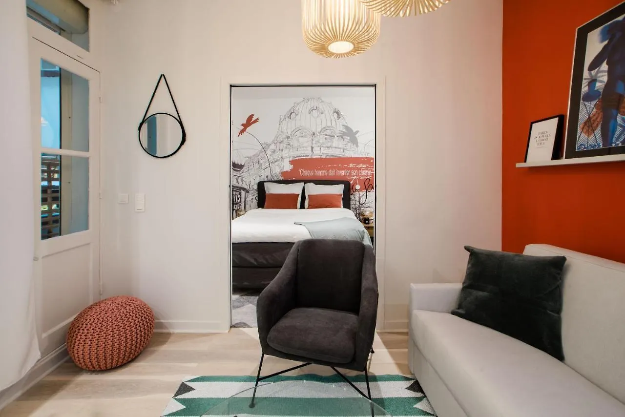 Sartre : Au Coeur De La Rive Gauche, Neuf, Design, 2/4 Personnes Parigi
